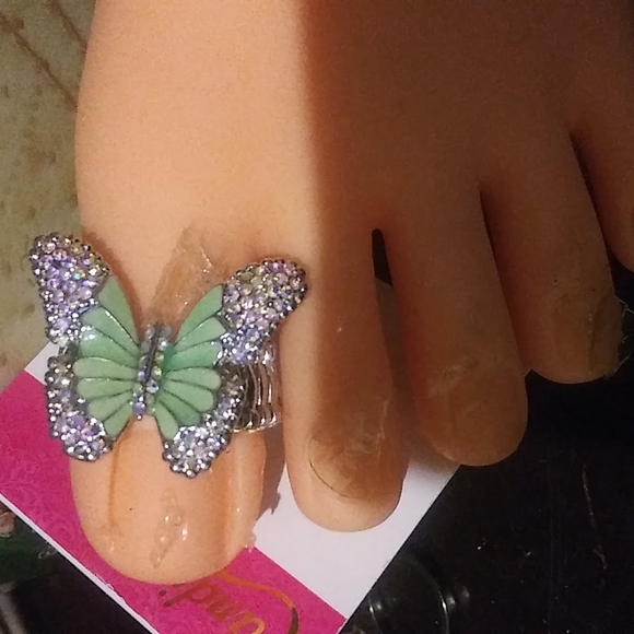 ACCESSORIES/TOE 💍 RING - Picture 3 of 3